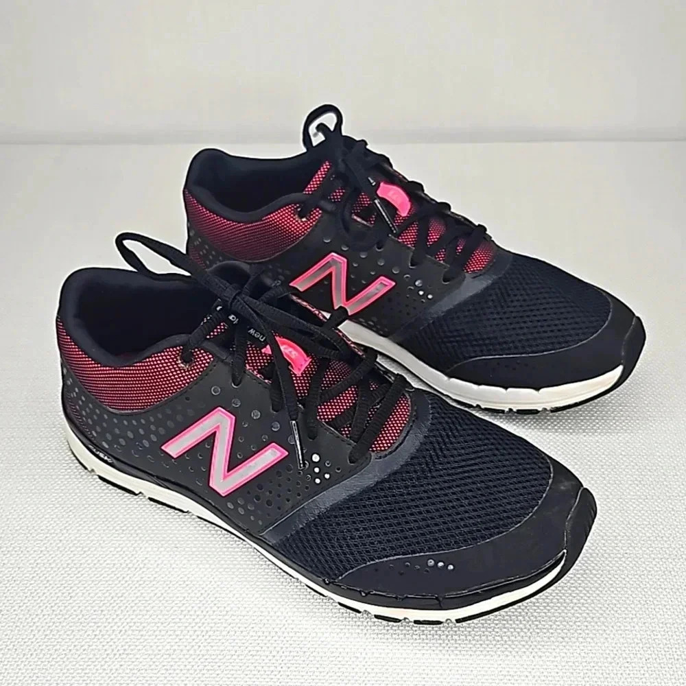 New Balance 577 Pink and Black Sneakers Women's Size 8.5 - Picture 2 of 16